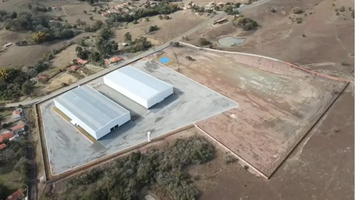 Foto 1 de Armazém / Galpão à venda, 9600m2 em Centro, Torre De Pedra - SP