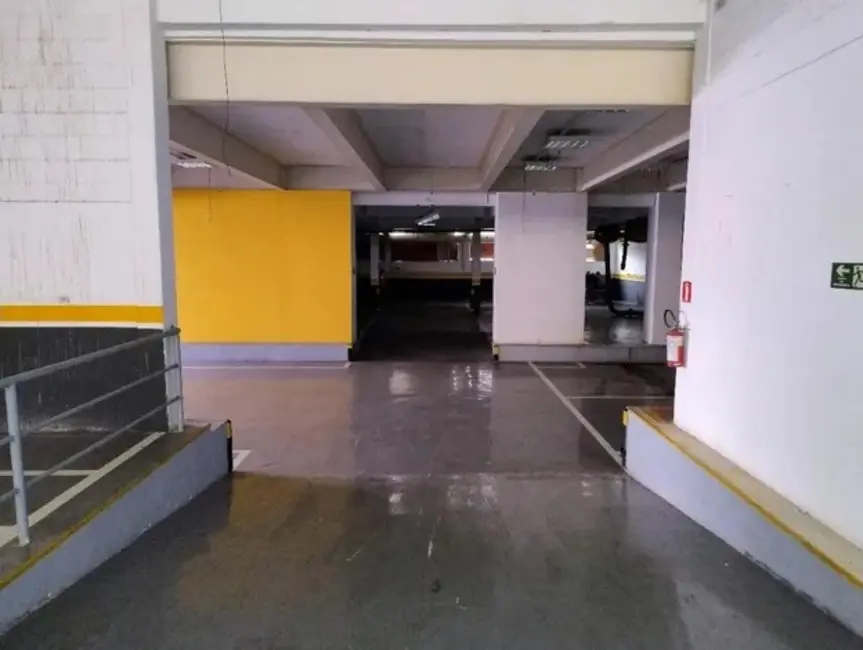 Armazém / Galpão à venda, 1600m2 em Ponte de São João, Jundiai - SP - imagem 7 Foto 7 de Armazém / Galpão à venda, 1600m2 em Ponte de São João, Jundiai - SP