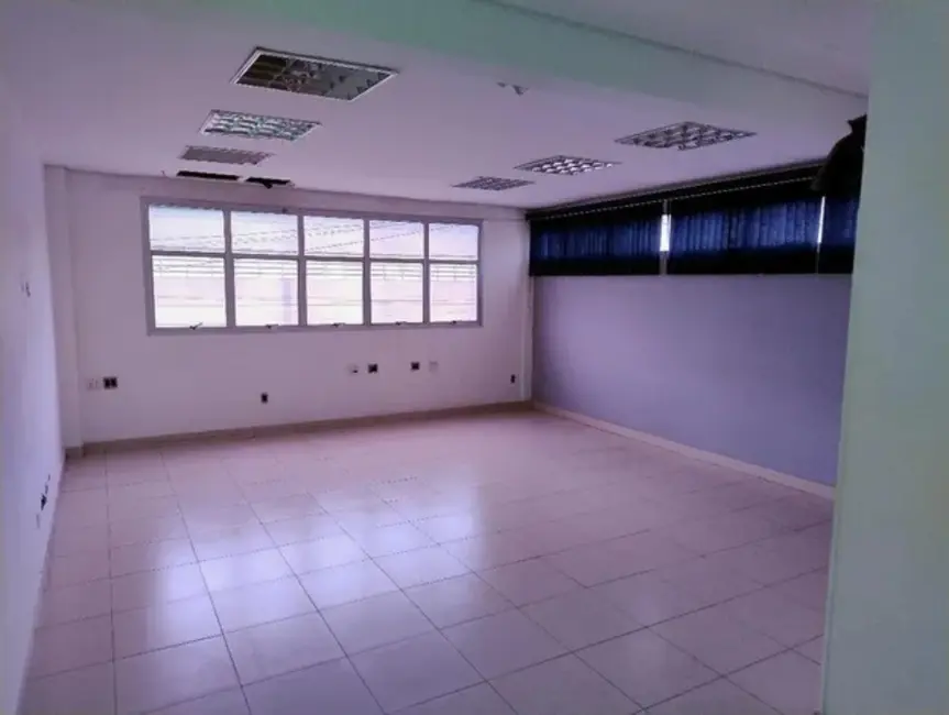 Armazém / Galpão à venda, 1600m2 em Ponte de São João, Jundiai - SP - imagem 6 Foto 6 de Armazém / Galpão à venda, 1600m2 em Ponte de São João, Jundiai - SP