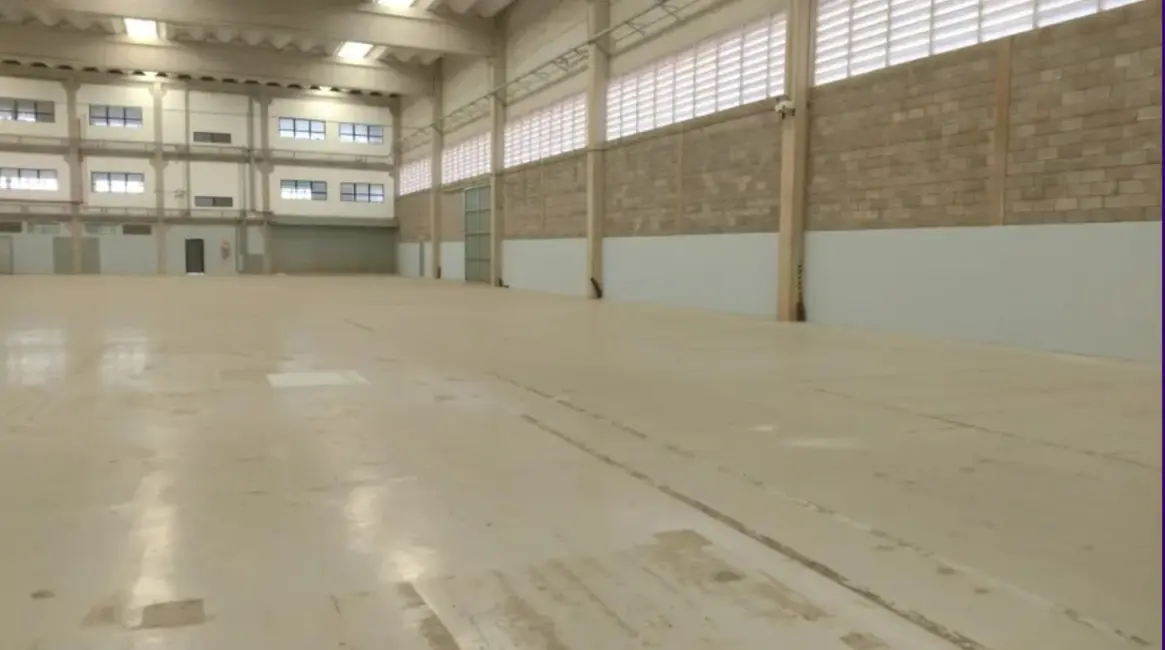 Armazém / Galpão para alugar, 2500m2 em Iporanga, Sorocaba - SP - imagem 3 Foto 3 de Armazém / Galpão para alugar, 2500m2 em Iporanga, Sorocaba - SP