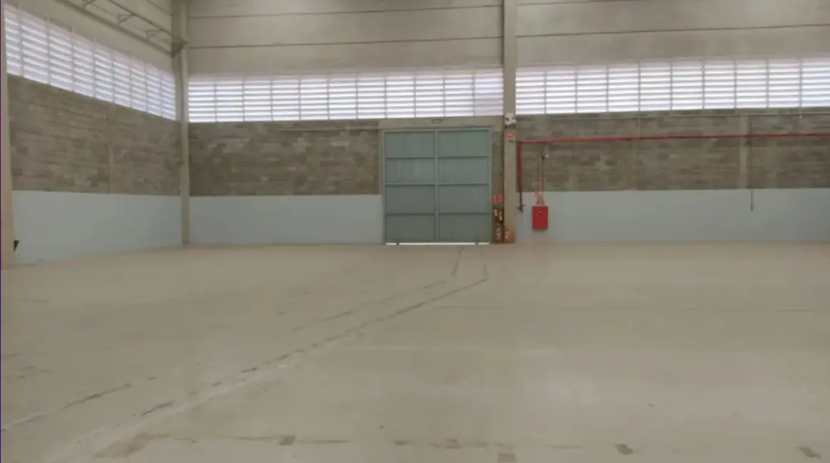 Armazém / Galpão para alugar, 2500m2 em Iporanga, Sorocaba - SP - imagem 4 Foto 4 de Armazém / Galpão para alugar, 2500m2 em Iporanga, Sorocaba - SP