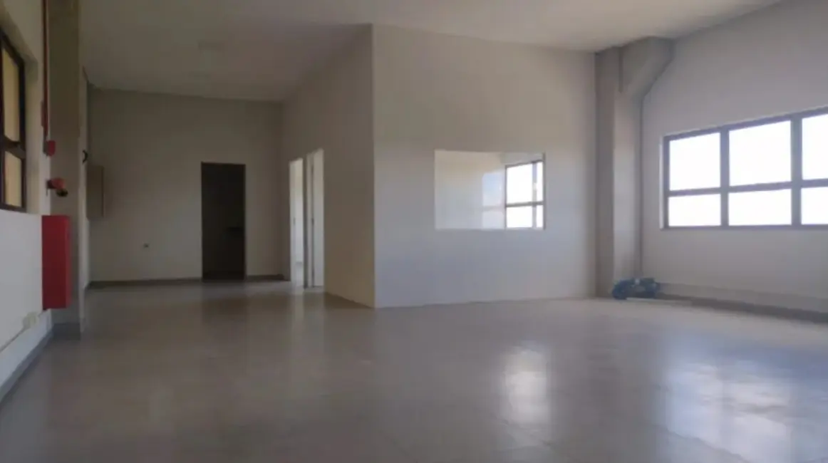 Armazém / Galpão para alugar, 2500m2 em Iporanga, Sorocaba - SP - imagem 9 Foto 9 de Armazém / Galpão para alugar, 2500m2 em Iporanga, Sorocaba - SP