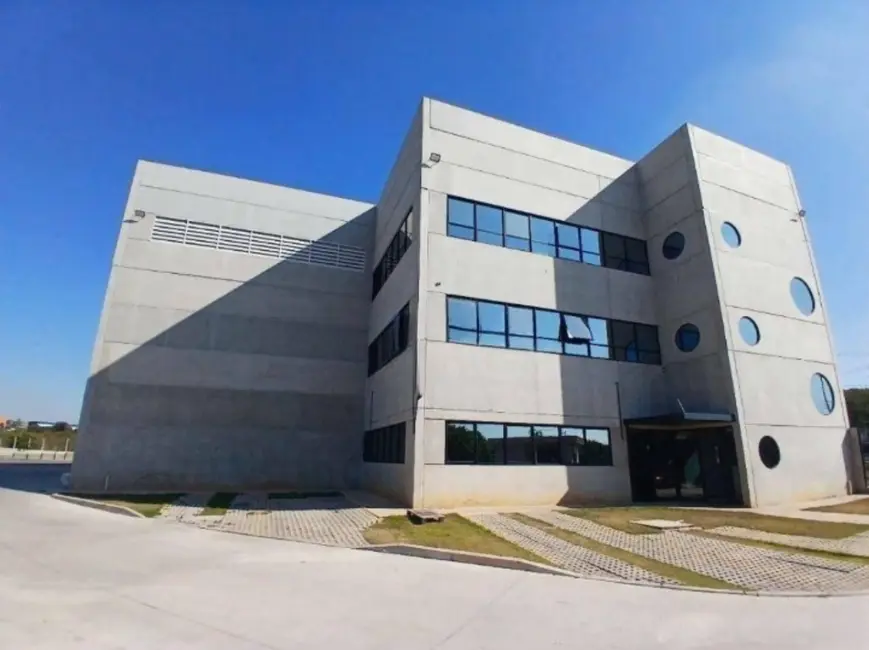 Foto 3 de Armazém / Galpão para alugar, 2620m2 em Zona Industrial, Sorocaba - SP