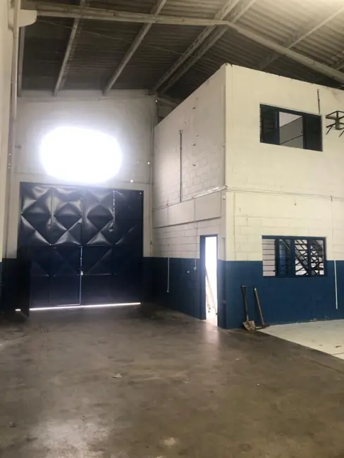 Foto 2 de Armazém / Galpão para alugar, 250m2 em Jardim Leocádia, Sorocaba - SP