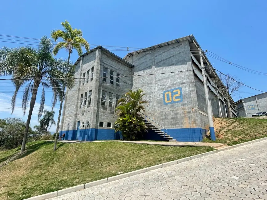 Armazém / Galpão para alugar, 676m2 em Santa Isabel - SP - imagem 5 Foto 5 de Armazém / Galpão para alugar, 676m2 em Santa Isabel - SP