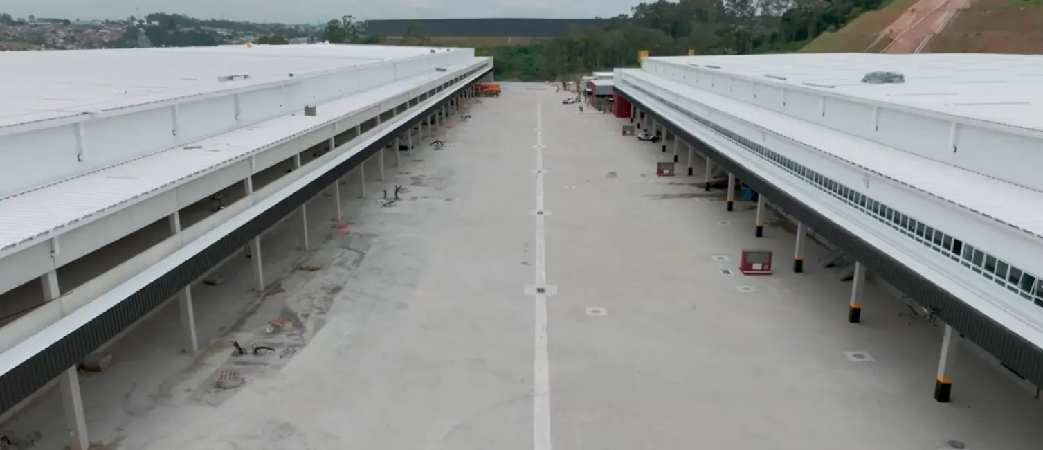 Foto 4 de Armazém / Galpão para alugar, 15222m2 em Quinhaú, Embu Das Artes - SP