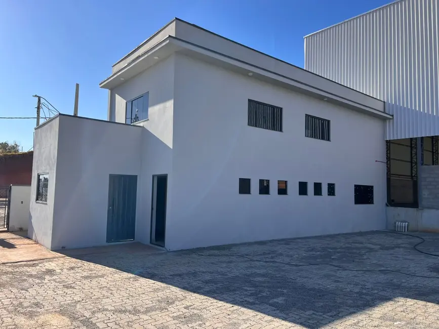 Foto 2 de Armazém / Galpão à venda e para alugar, 16777215m2 em Cambui - MG