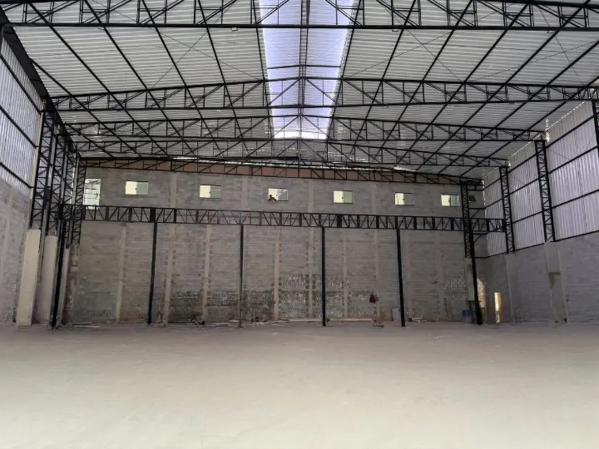 Foto 1 de Armazém / Galpão para alugar, 850m2 em Jardim Itaquiti, Barueri - SP