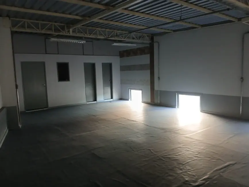 Foto 4 de Armazém / Galpão para alugar, 270m2 em Barra Funda, Votorantim - SP