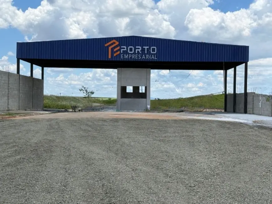 Foto 1 de Terreno / Lote à venda, 5000m2 em Centro, Porto Feliz - SP