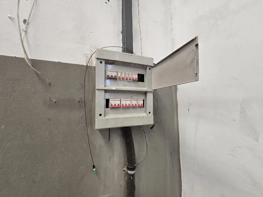 Foto 4 de Armazém / Galpão para alugar, 290m2 em Quintais do Imperador, Sorocaba - SP