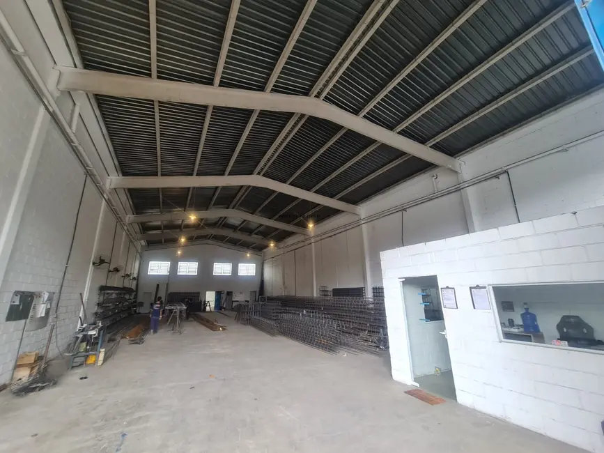 Foto 4 de Armazém / Galpão para alugar, 400m2 em Cajuru do Sul, Sorocaba - SP