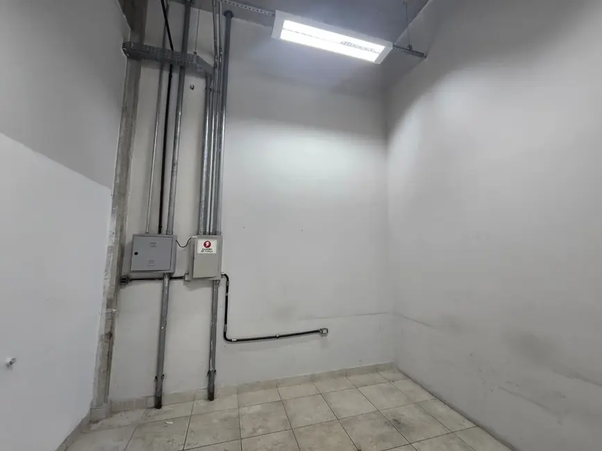 Foto 6 de Armazém / Galpão para alugar, 689m2 em Iporanga, Sorocaba - SP