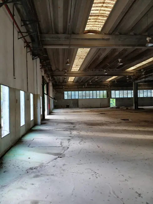 Foto 3 de Armazém / Galpão para alugar, 4200m2 em Empresarial Paoletti (Jordanésia), Cajamar - SP