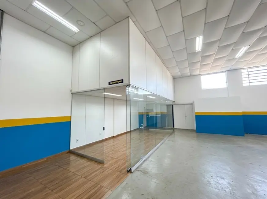 Foto 9 de Armazém / Galpão à venda e para alugar, 400m2 em Vila Lucy, Sorocaba - SP
