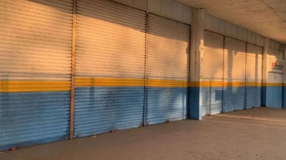 Armazém / Galpão à venda e para alugar, 400m2 em Vila Lucy, Sorocaba - SP - imagem 7 Foto 7 de Armazém / Galpão à venda e para alugar, 400m2 em Vila Lucy, Sorocaba - SP