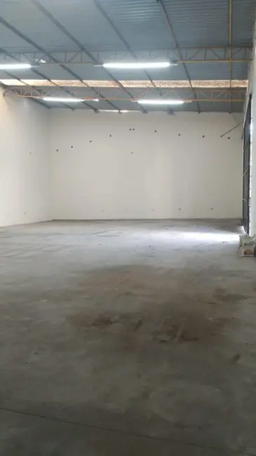 Foto 4 de Armazém / Galpão para alugar, 320m2 em Recreio Marajoara, Sorocaba - SP