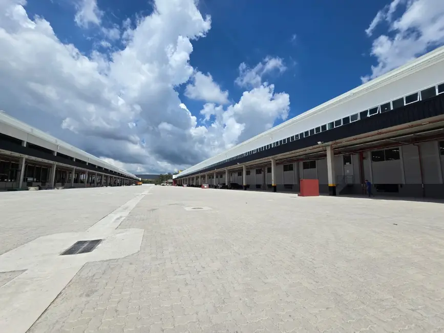 Foto 6 de Armazém / Galpão para alugar, 4214m2 em Quinhaú, Embu Das Artes - SP