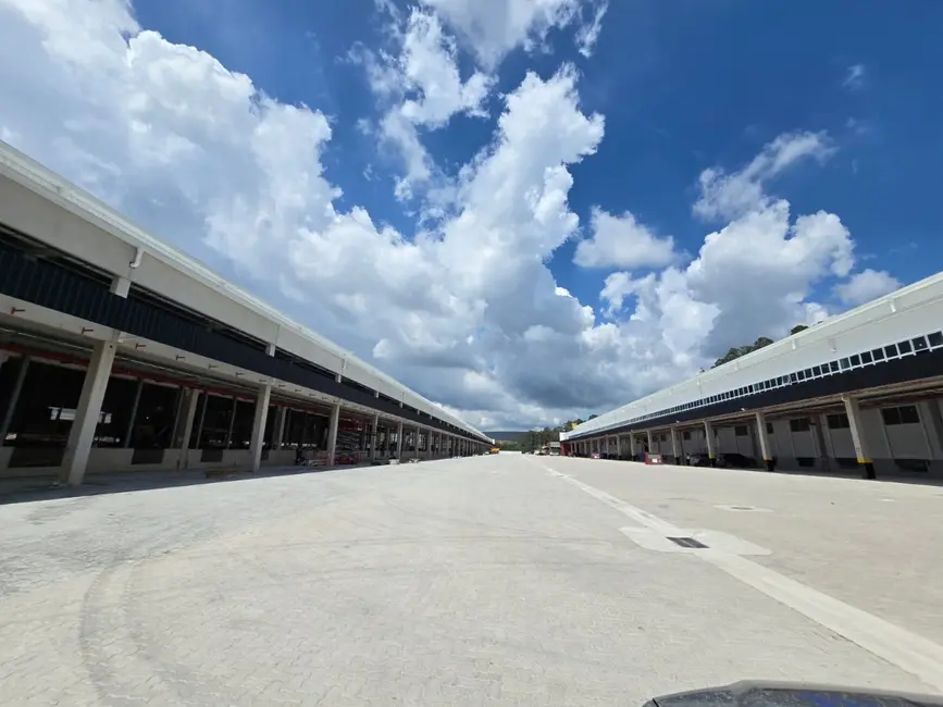 Foto 3 de Armazém / Galpão para alugar, 1075m2 em Quinhaú, Embu Das Artes - SP