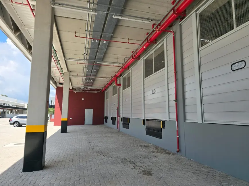 Foto 2 de Armazém / Galpão para alugar, 1075m2 em Quinhaú, Embu Das Artes - SP