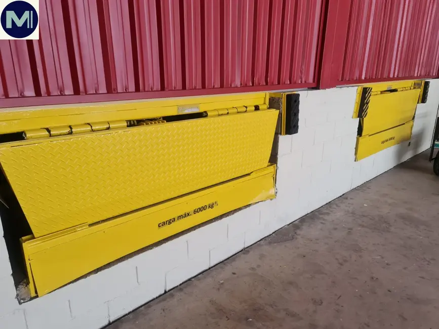 Foto 4 de Armazém / Galpão para alugar, 828m2 em Embu Das Artes - SP