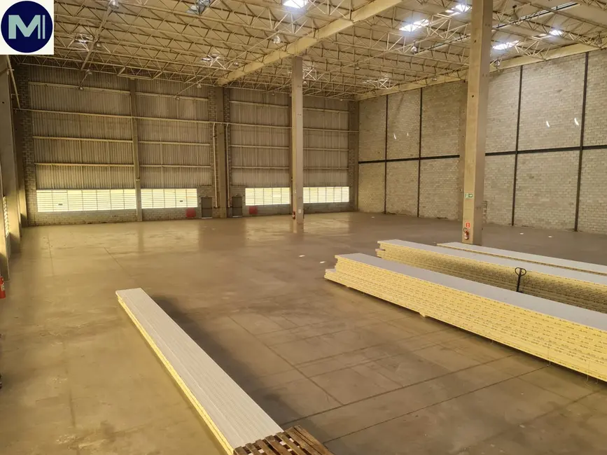 Foto 8 de Armazém / Galpão para alugar, 828m2 em Embu Das Artes - SP