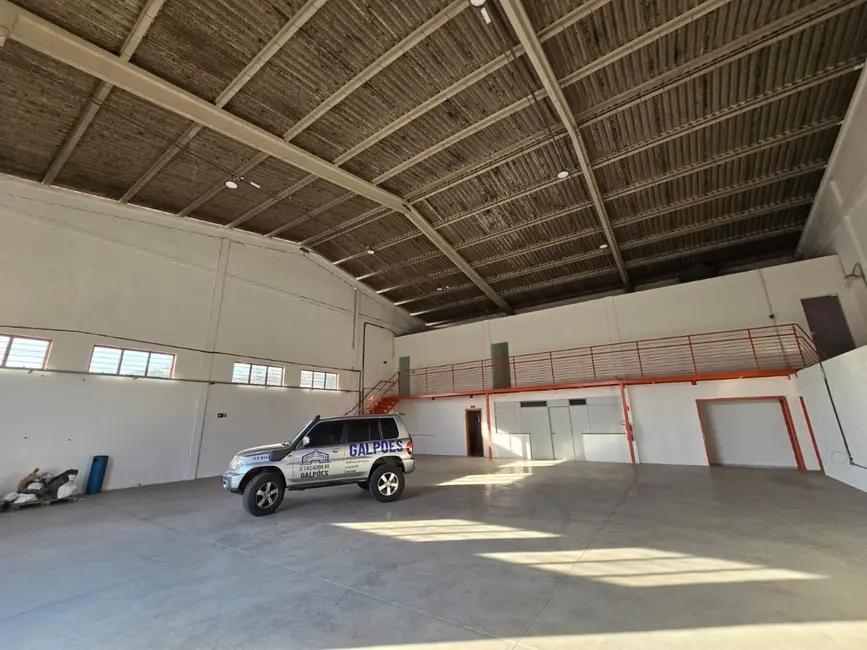 Foto 1 de Armazém / Galpão para alugar, 375m2 em Zona Industrial, Sorocaba - SP