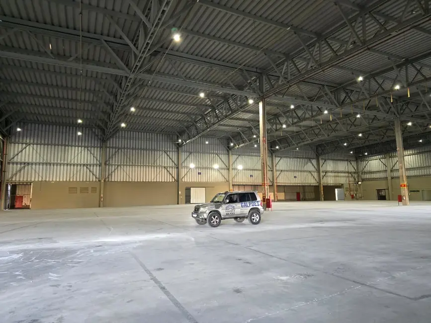 Foto 4 de Armazém / Galpão com 4 quartos para alugar, 6000m2 em Iporanga, Sorocaba - SP