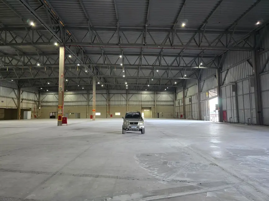 Foto 6 de Armazém / Galpão com 4 quartos para alugar, 6000m2 em Iporanga, Sorocaba - SP