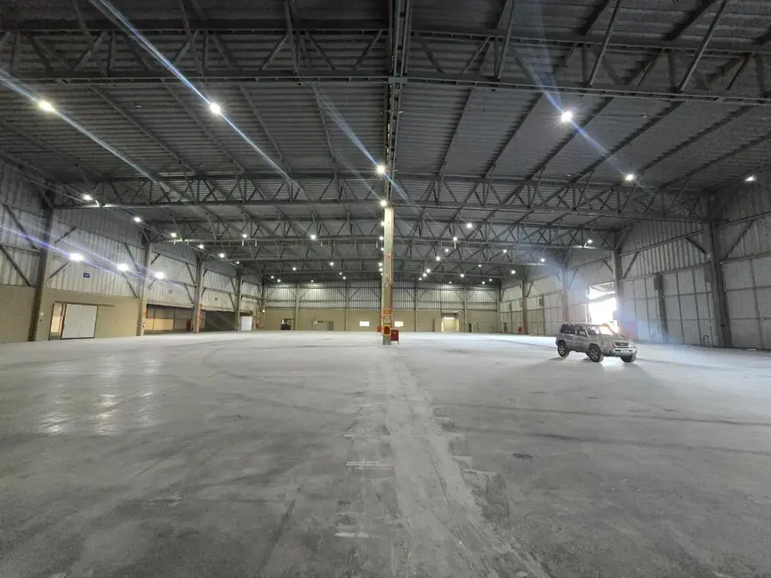 Foto 1 de Armazém / Galpão com 4 quartos para alugar, 6000m2 em Iporanga, Sorocaba - SP
