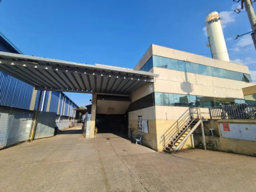 Foto 8 de Armazém / Galpão para alugar, 1600m2 em Zona Industrial, Sorocaba - SP