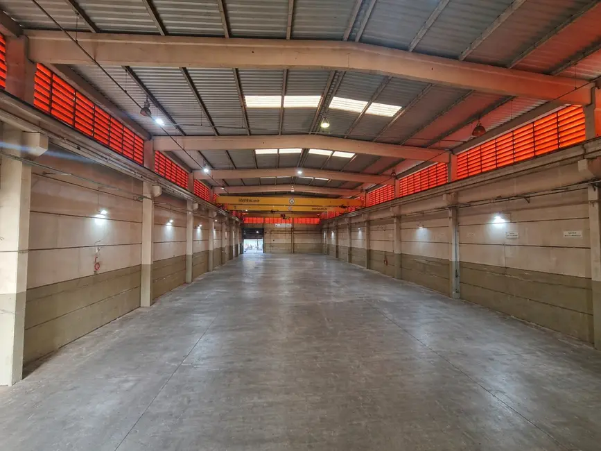 Foto 2 de Armazém / Galpão para alugar, 1600m2 em Zona Industrial, Sorocaba - SP