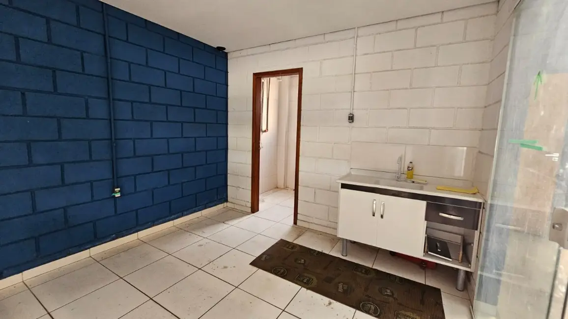 Foto 8 de Armazém / Galpão para alugar, 250m2 em Vila Trujillo, Sorocaba - SP
