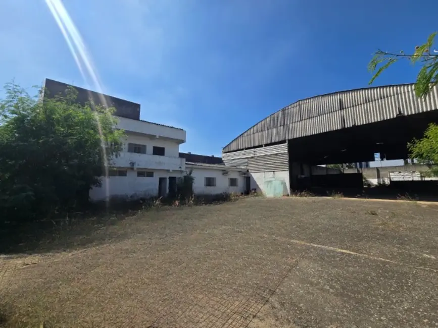 Foto 2 de Armazém / Galpão para alugar, 727m2 em Além Ponte, Sorocaba - SP
