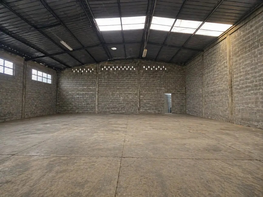 Foto 3 de Armazém / Galpão para alugar, 640m2 em Jardim Paraná, Sorocaba - SP