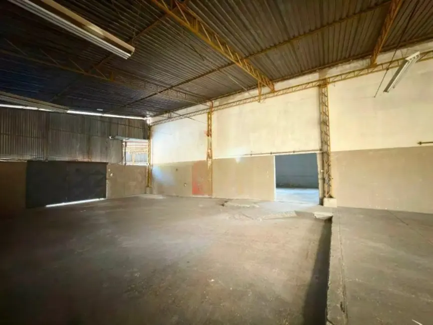 Foto 4 de Armazém / Galpão para alugar, 800m2 em Éden, Sorocaba - SP