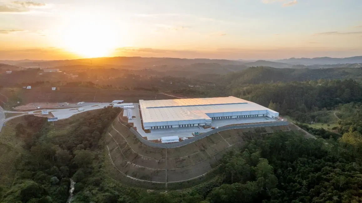 Foto 2 de Armazém / Galpão para alugar, 8382m2 em Sao Roque - SP