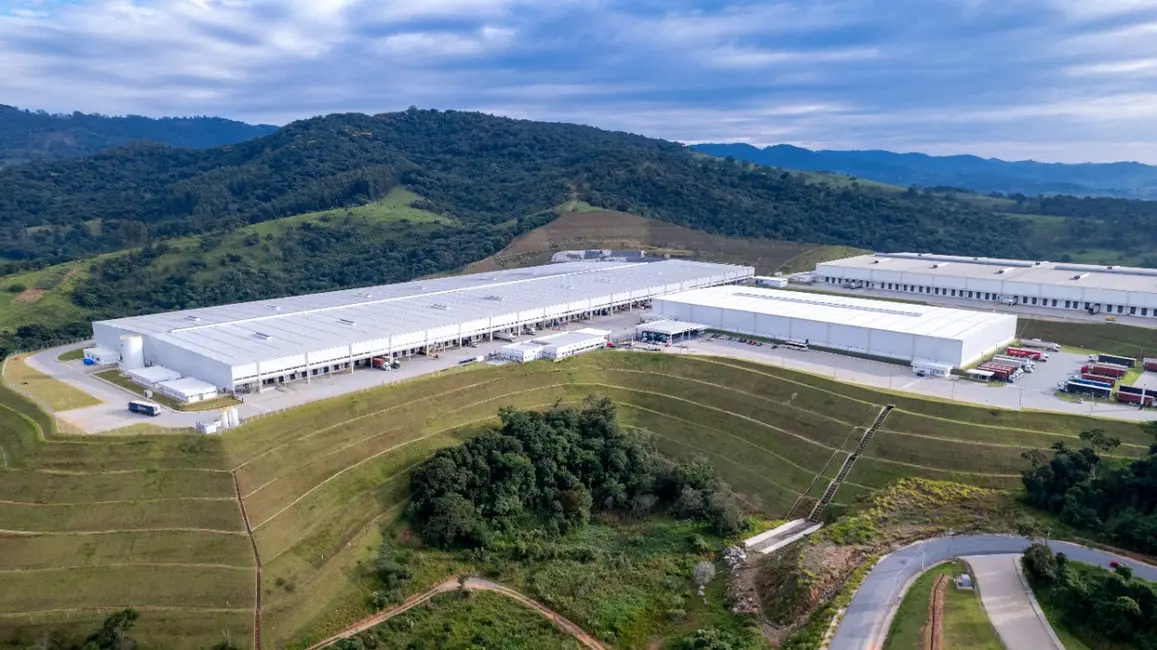 Foto 7 de Armazém / Galpão para alugar, 8100m2 em Extrema - MG