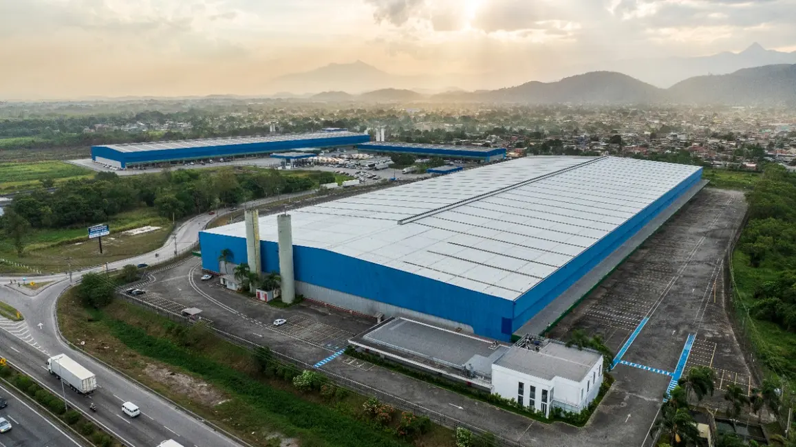 Armazém / Galpão para alugar, 2295m2 em Nova Campinas, Duque De Caxias - RJ - imagem 5 Foto 5 de Armazém / Galpão para alugar, 2295m2 em Nova Campinas, Duque De Caxias - RJ