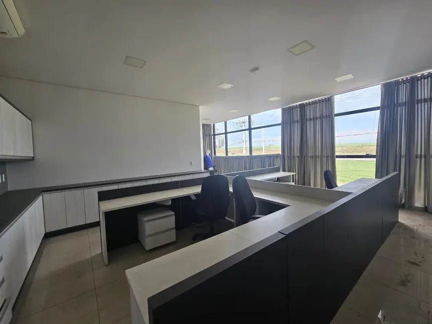 Foto 5 de Armazém / Galpão à venda e para alugar, 1050m2 em Boituva - SP