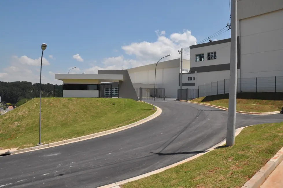 Foto 3 de Armazém / Galpão para alugar, 3485m2 em Itaqui, Itapevi - SP