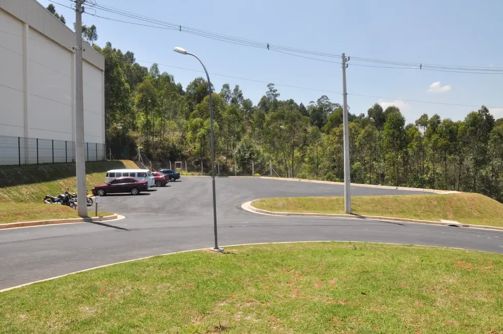 Foto 2 de Armazém / Galpão para alugar, 3485m2 em Itaqui, Itapevi - SP