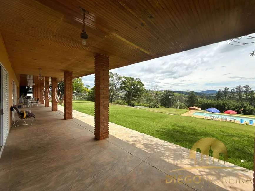 Foto 2 de Sítio / Rancho com 9 quartos à venda, 700m2 em Piracaia - SP