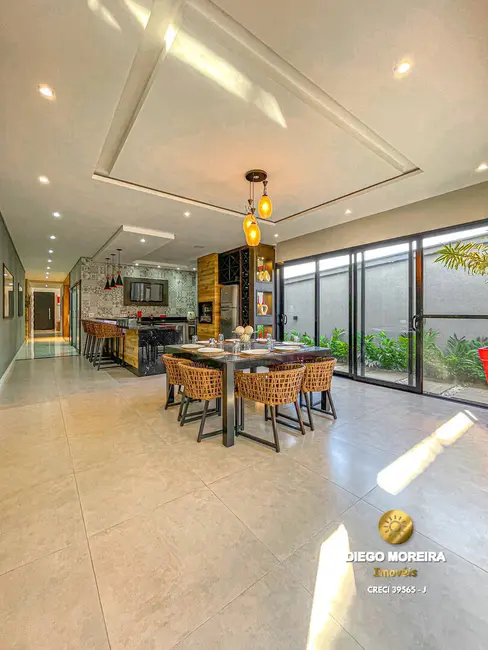 Foto 3 de Casa de Condomínio com 3 quartos à venda, 525m2 em Itapetinga, Atibaia - SP