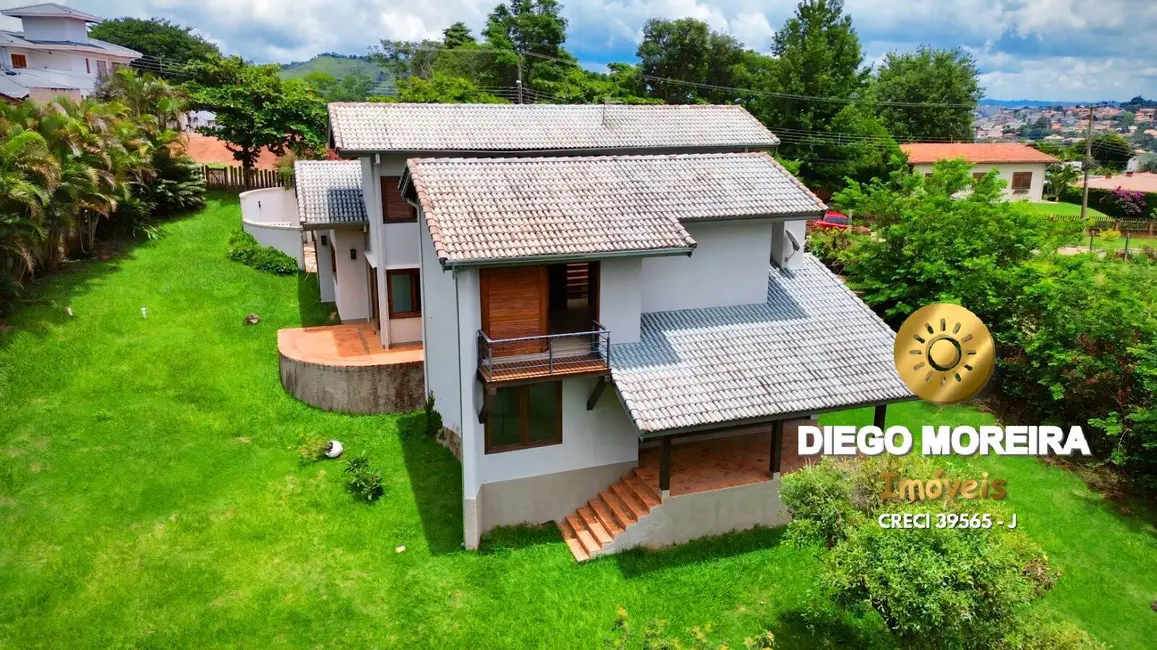 Foto 2 de Casa de Condomínio com 4 quartos à venda, 290m2 em Condomínio Flamboyant-B, Atibaia - SP