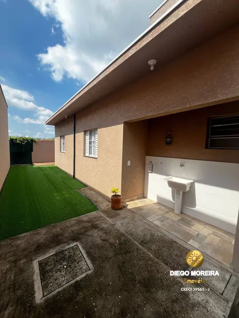 Foto 3 de Casa de Condomínio com 2 quartos à venda e para alugar, 60m2 em Bom Jesus Dos Perdoes - SP