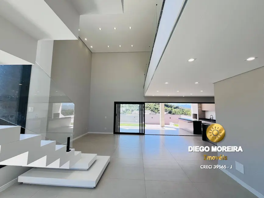 Foto 7 de Casa de Condomínio com 3 quartos à venda, 402m2 em Chácaras Maringá, Atibaia - SP