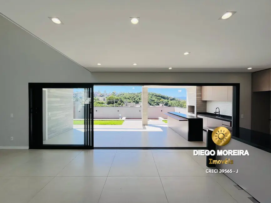 Foto 2 de Casa de Condomínio com 3 quartos à venda, 402m2 em Chácaras Maringá, Atibaia - SP