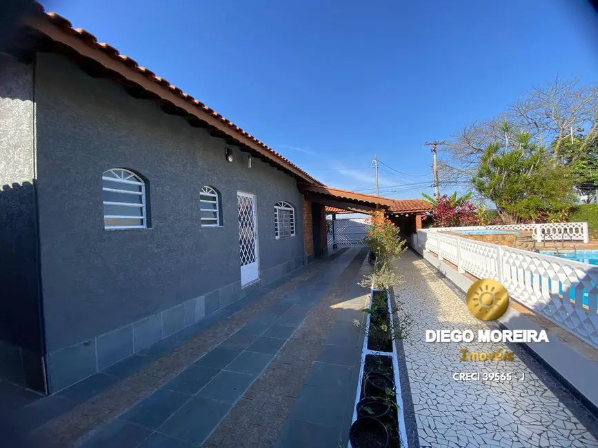 Casa com 3 quartos para alugar, 492m2 em Jardim Alvinópolis, Atibaia - SP - imagem 6 Foto 6 de Casa com 3 quartos para alugar, 492m2 em Jardim Alvinópolis, Atibaia - SP