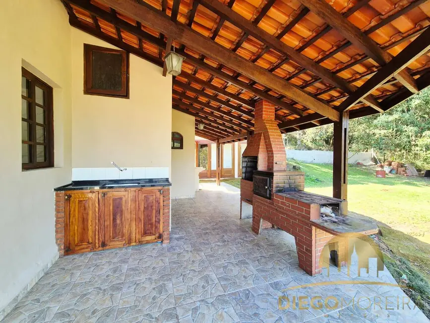 Chácara com 2 quartos à venda, 1300m2 em Rosário, Atibaia - SP - imagem 6 Foto 6 de Chácara com 2 quartos à venda, 1300m2 em Rosário, Atibaia - SP